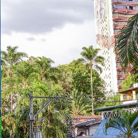 Apartamento Lleras Ac Hot Tub Medellin Ngoại thất bức ảnh