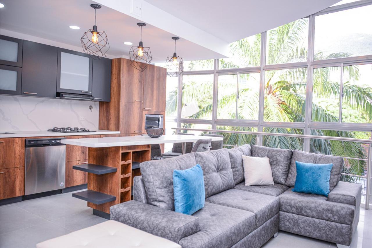 Apartamento Lleras Ac Hot Tub Medellin Ngoại thất bức ảnh