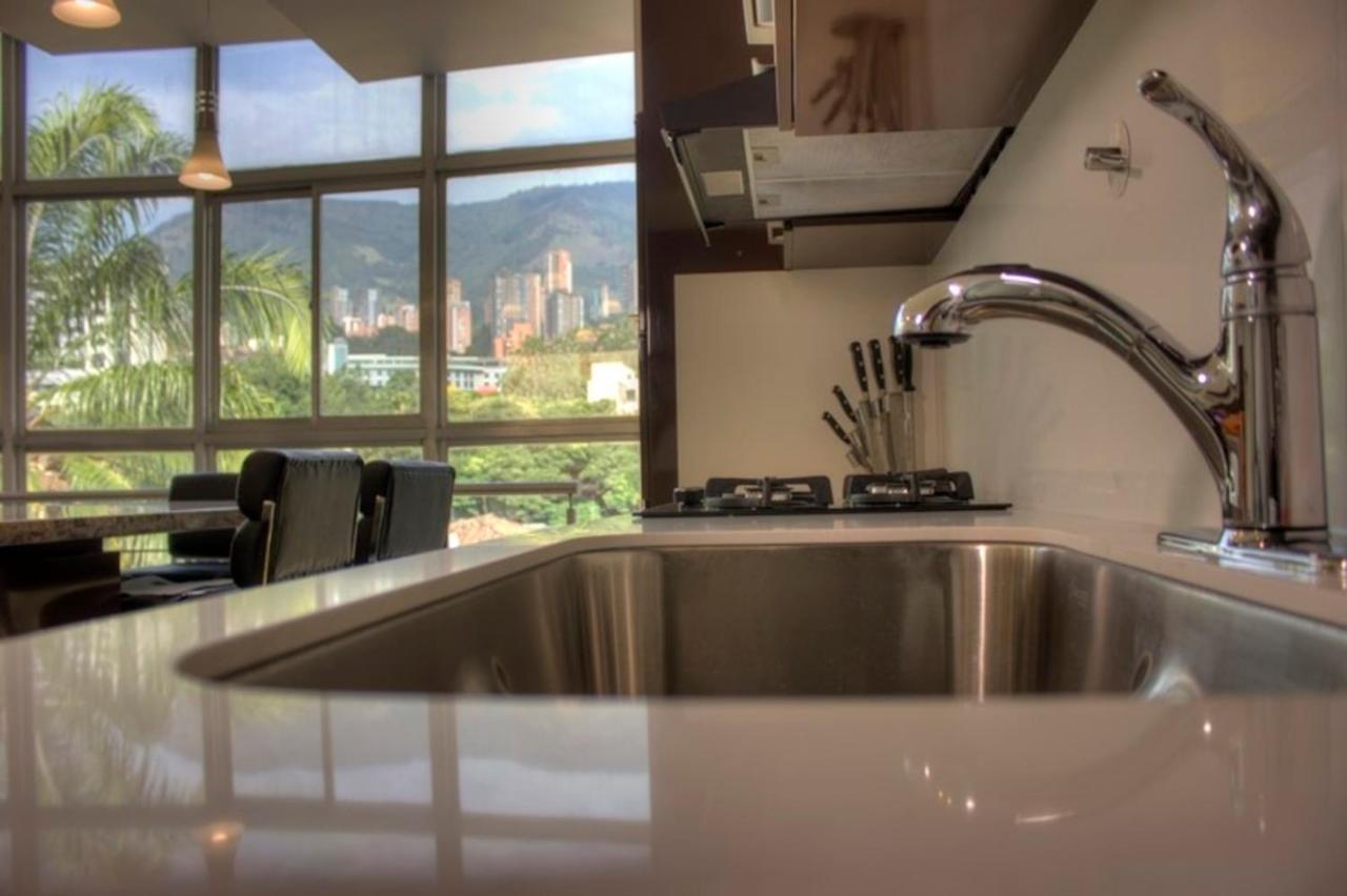 Apartamento Lleras Ac Hot Tub Medellin Ngoại thất bức ảnh