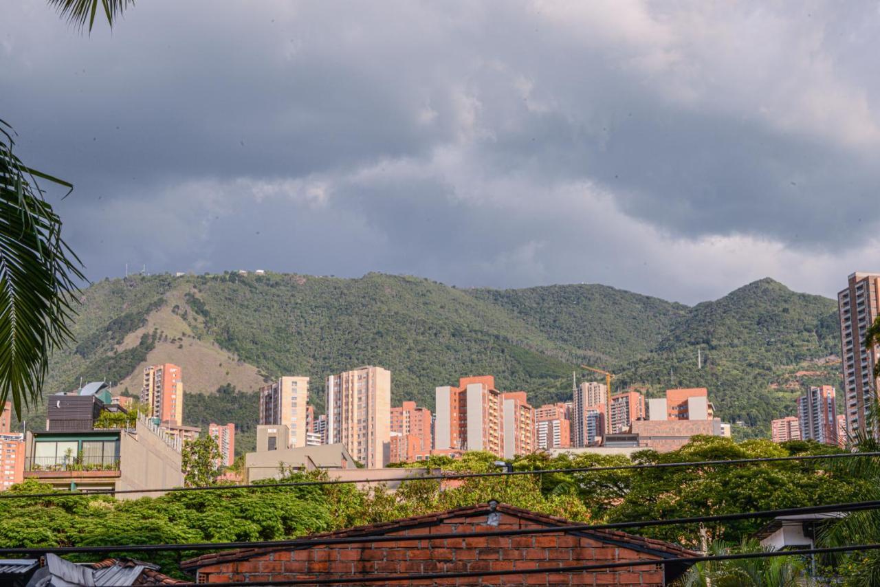 Apartamento Lleras Ac Hot Tub Medellin Ngoại thất bức ảnh